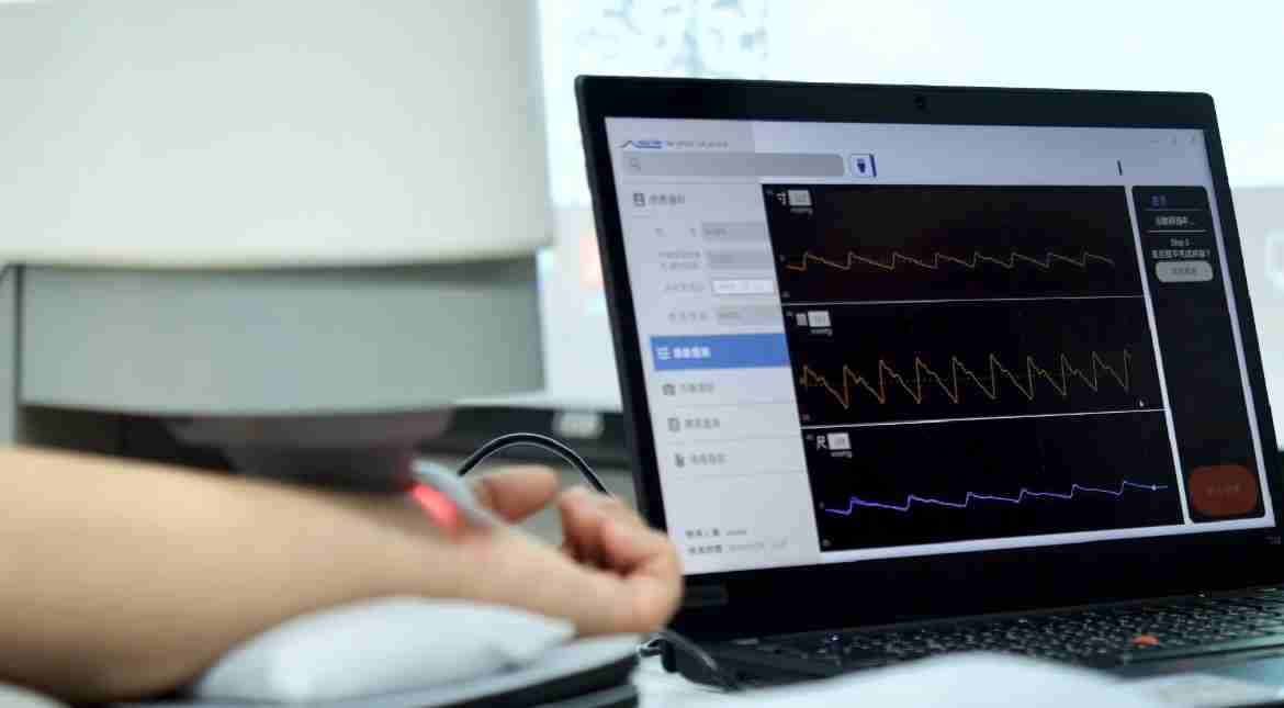 z6mg·人生就是博耘康以高解析与拟真的显示技术，，，将其应用于中医检测，，，提供“中医数位化检测方案”，，，使传统中医检测结果数据化与可视化